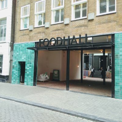 De ingang van FoodHall Breda